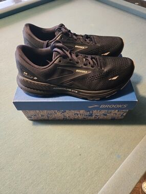 Brooks Adrenaline GTS 23 Women's Running Shoes in Black